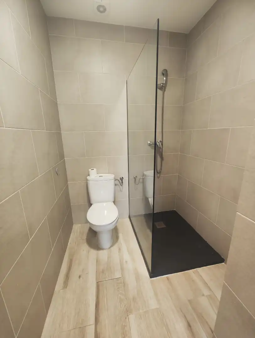 Bathroom of Flat for sale in Torelló