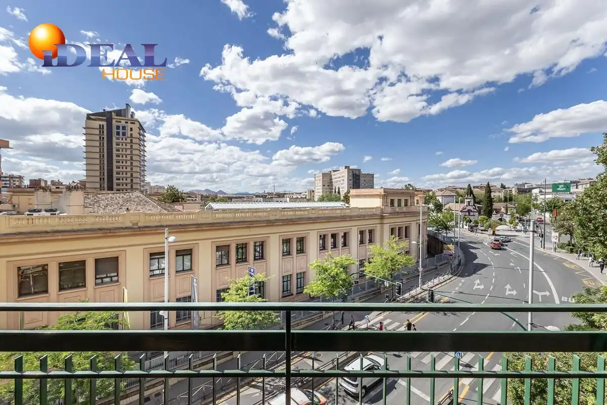 Flat with terrace for sale in Avenida DE MADRID 20, imagen 35