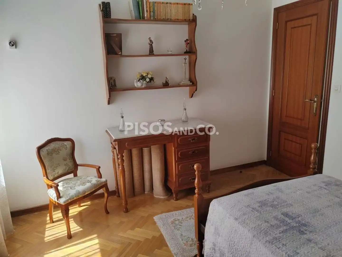 Habitación de Piso en venta en A Coruña Capital  con Calefacción, Trastero y Amueblado