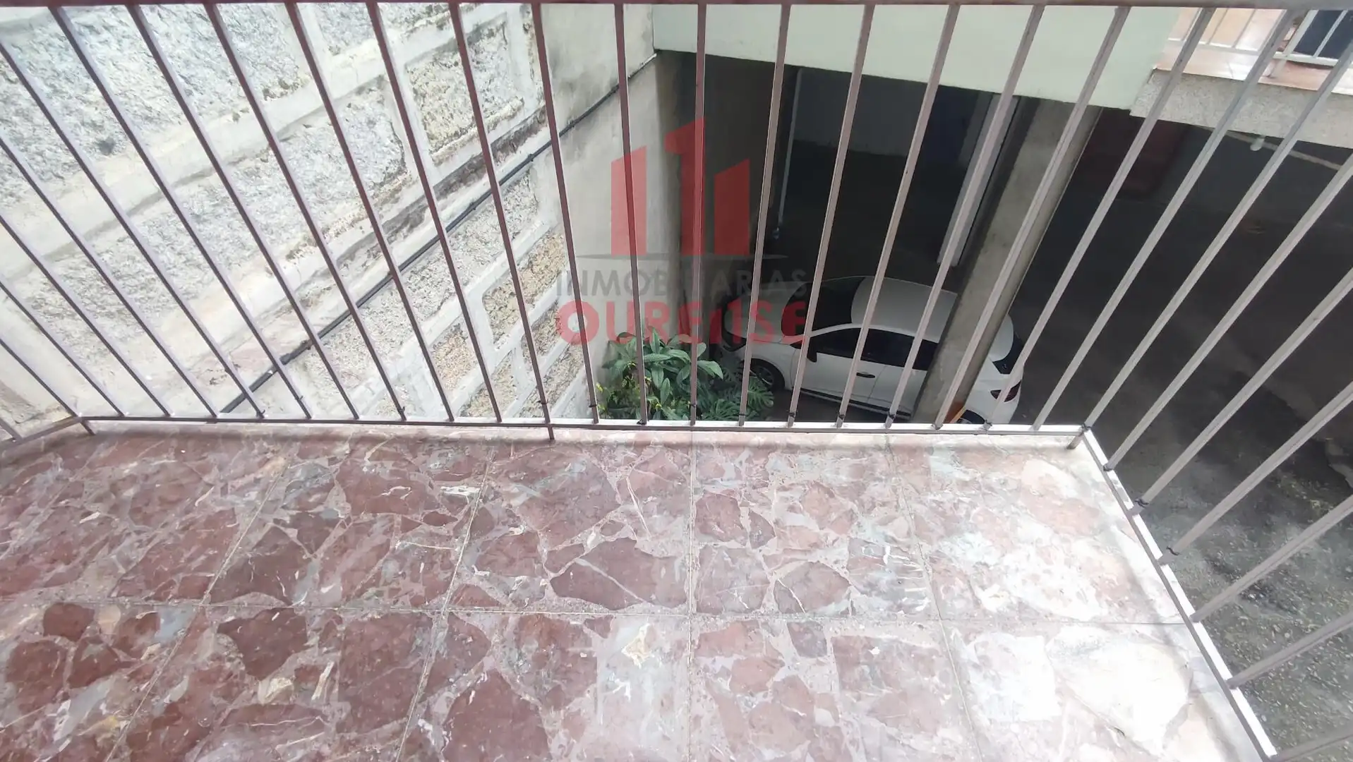 Terraza de Piso de alquiler en Ourense Capital  con Calefacción, Amueblado y Balcón