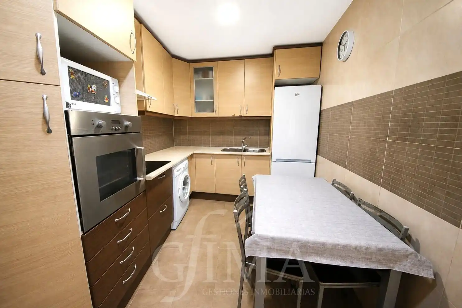 Cocina de Piso en venta en Tomelloso con Calefacción y Amueblado