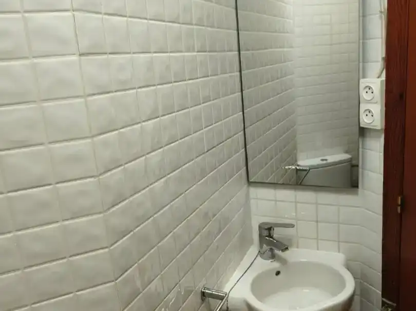 Baño de Piso de alquiler en Oliva pueblo