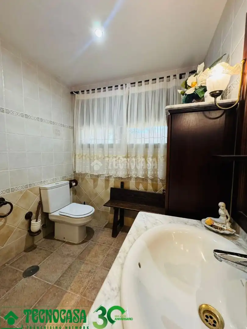 Baño de Casa o chalet en venta en Guadamur con Calefacción, Terraza y Balcón