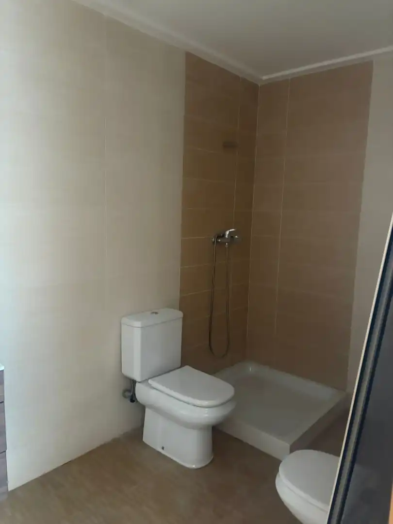 Baño de Piso en venta en Elche / Elx