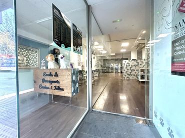 Local comercial en venta en Avenida Josep Tarradellas