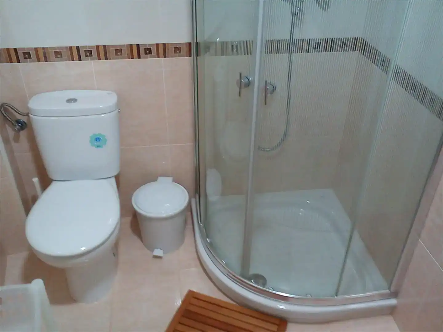 Bany de Apartament de lloguer en Laxe amb Parquet i Moblat