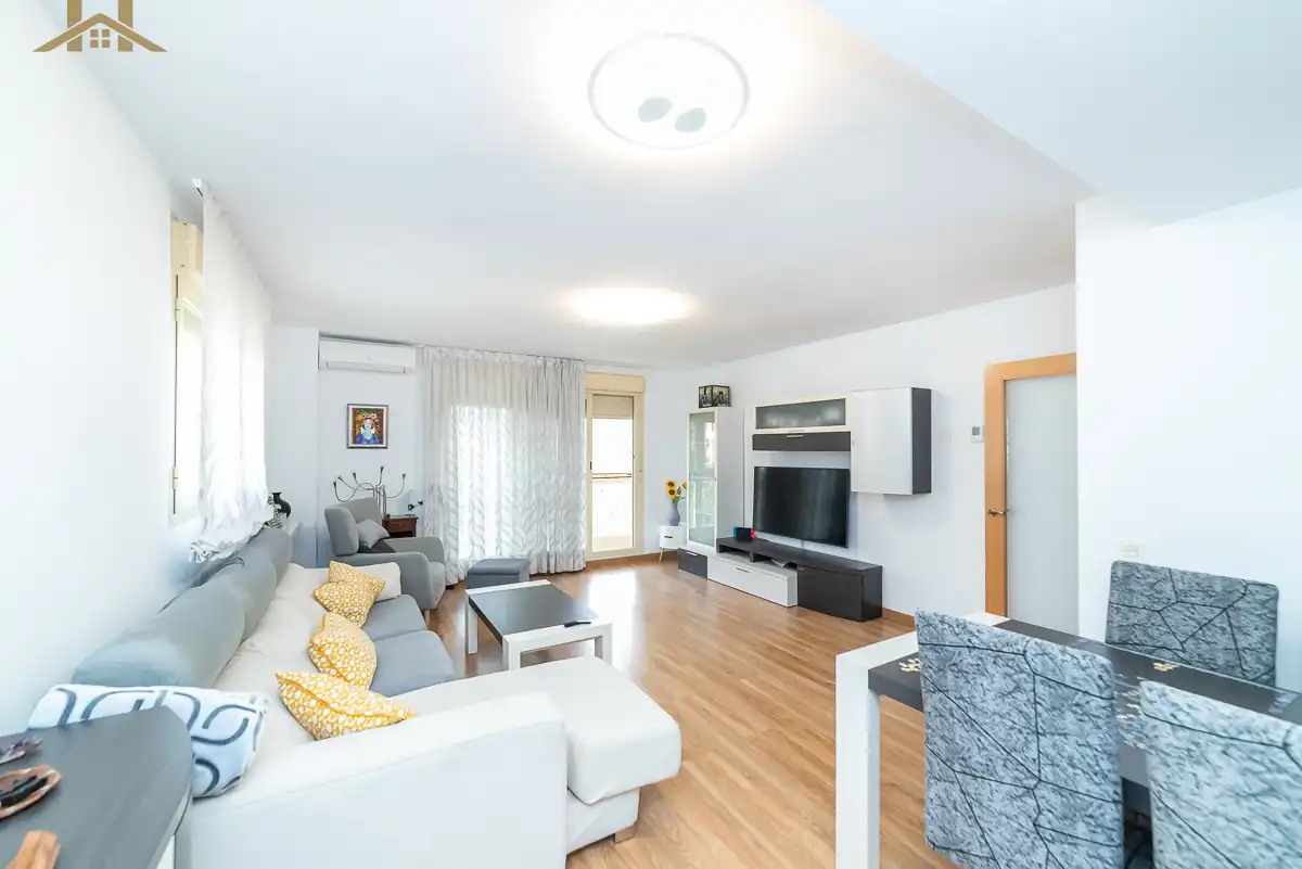 Sala de estar de Piso en venta en Torrejón de Ardoz con Aire acondicionado, Calefacción y Trastero