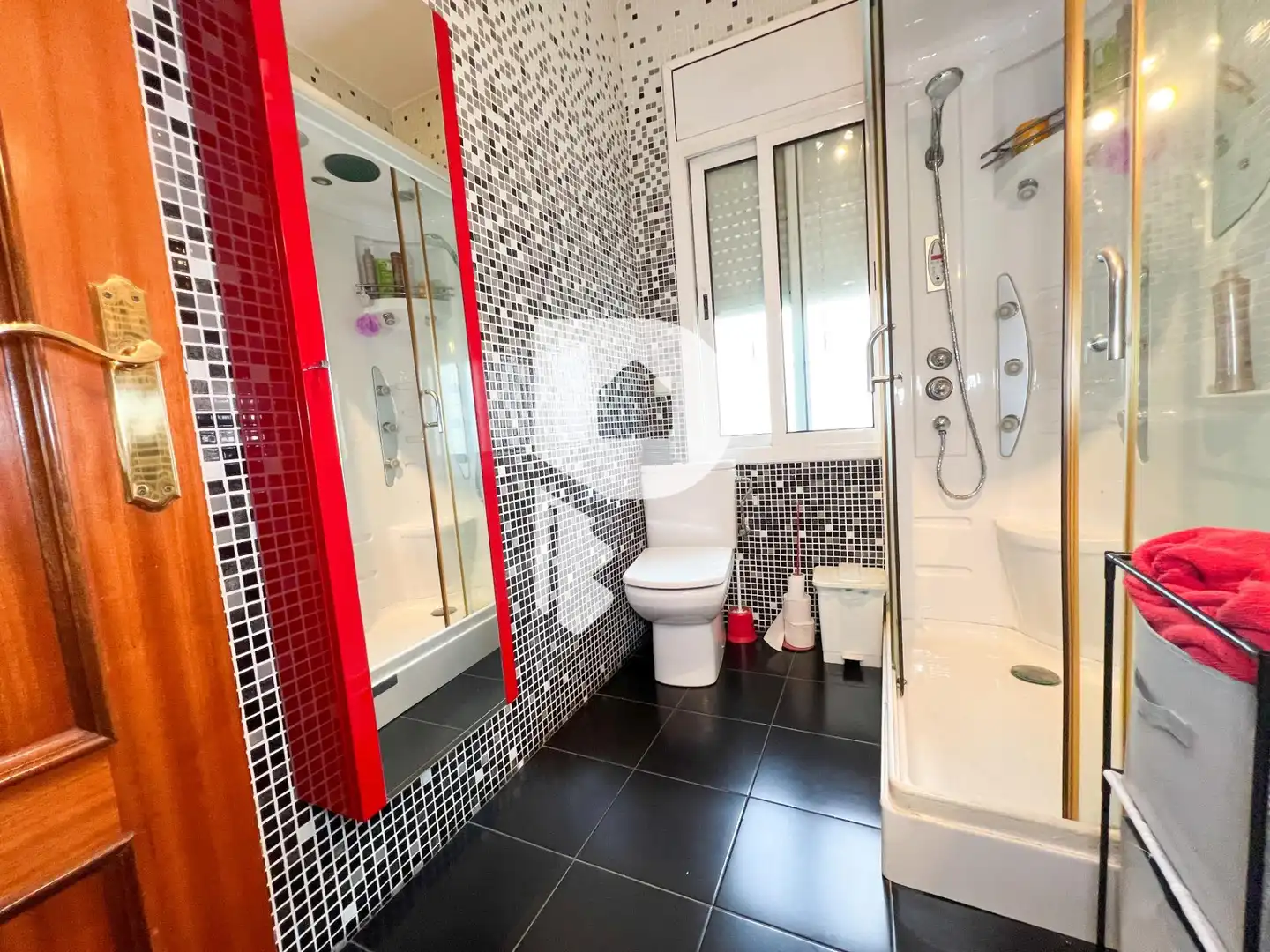 Baño de Casa o chalet en venta en Cervelló con Aire acondicionado, Calefacción y Jardín privado