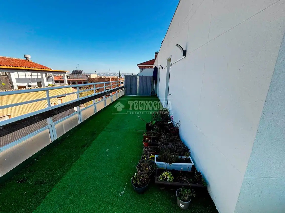 Terrace of Flat for sale in Zaragoza  with Heating, Terrace and Furnished