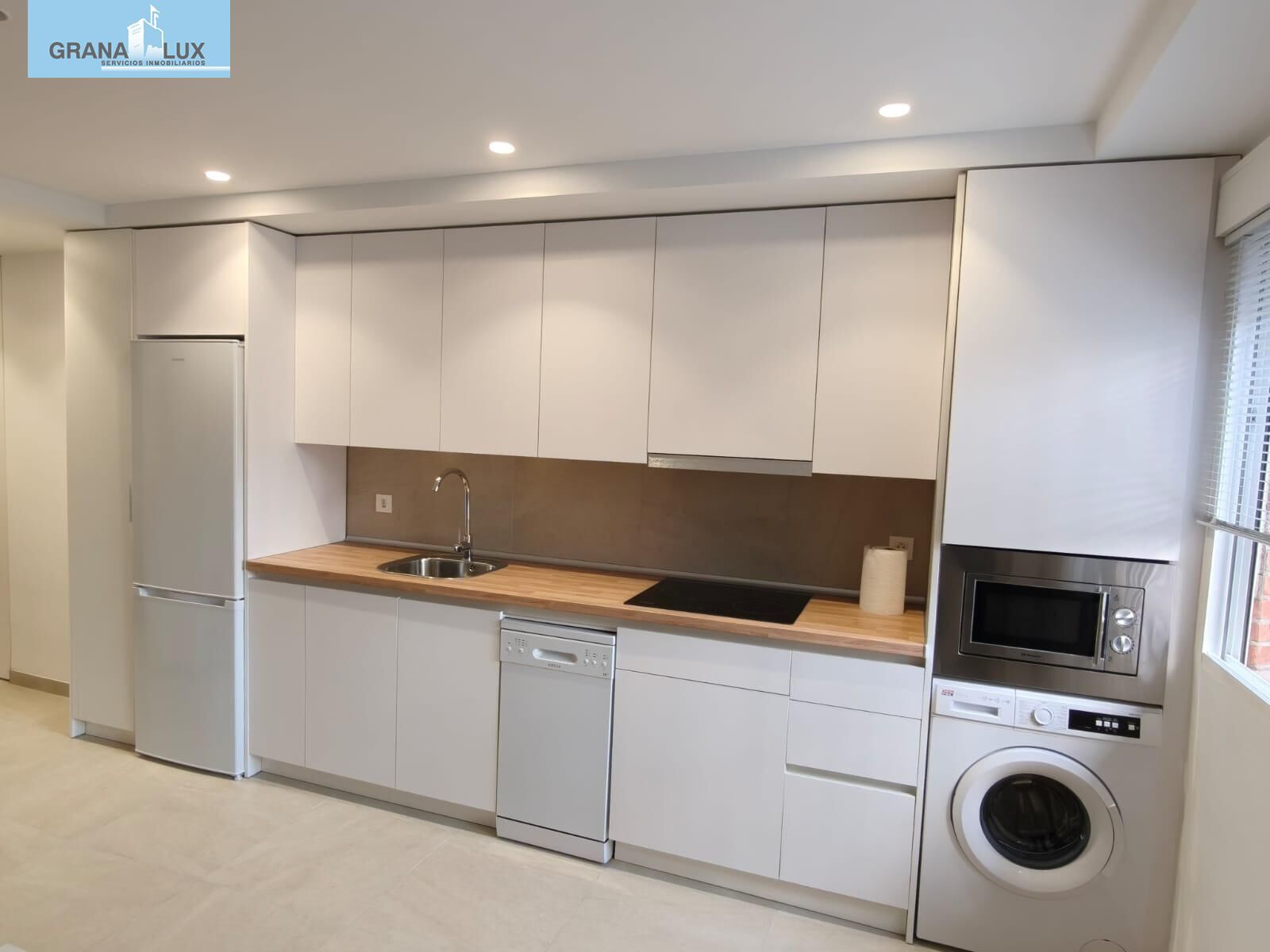 Kitchen of Study to rent in  Granada Capital  with Air Conditioner and Heating