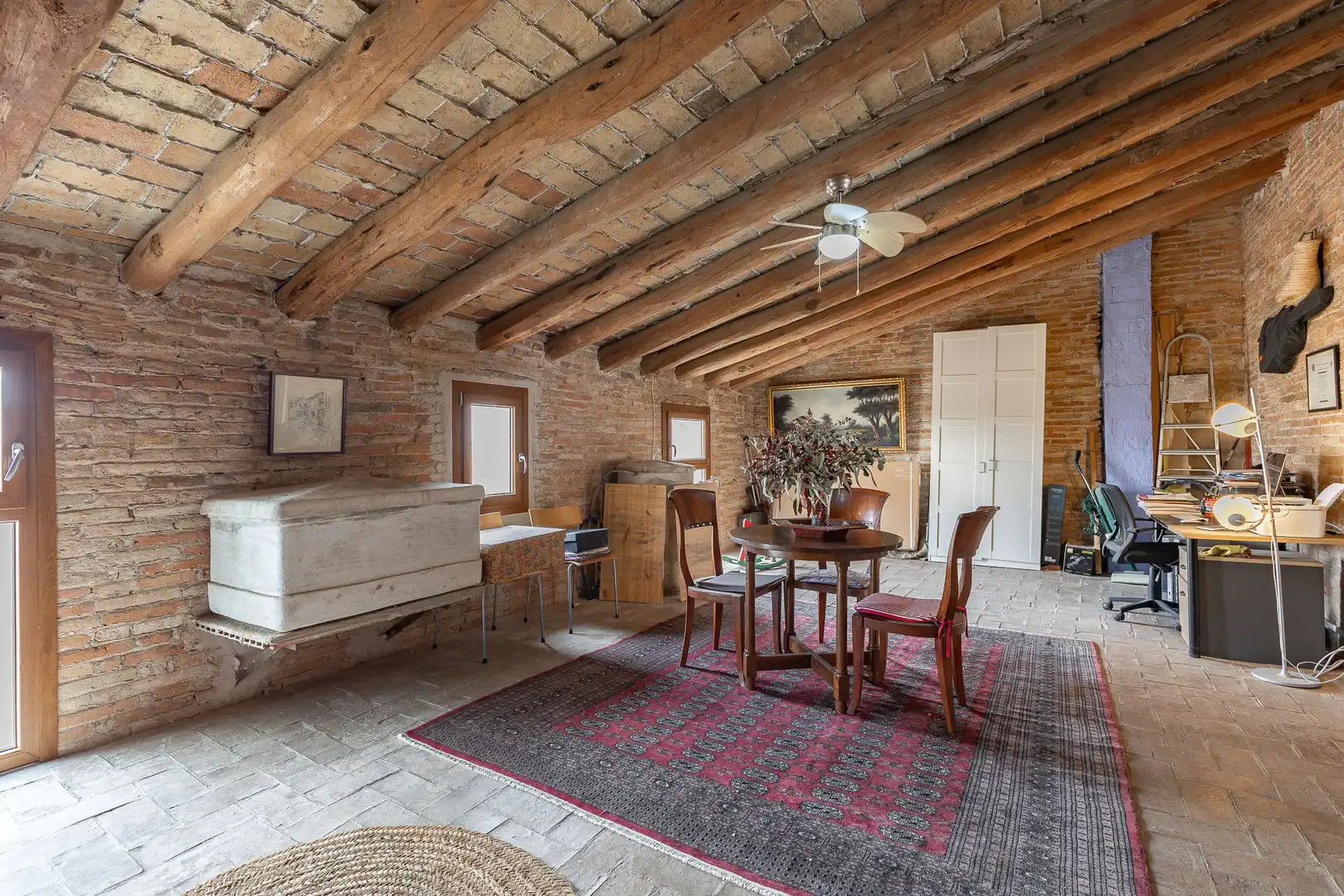 Sala de estar de Casa adosada en venta en Torrelavit con Calefacción y Terraza