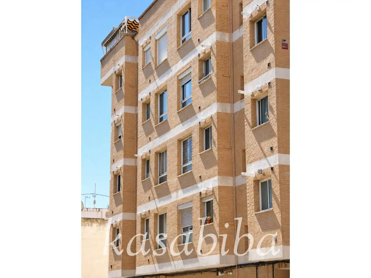 Exterior view of Flat for sale in Manises  with Air Conditioner and Heating