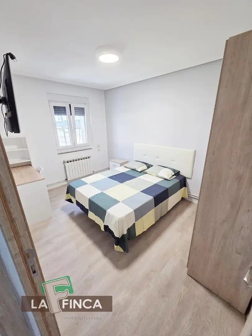 Habitación de Piso en venta en Oviedo 