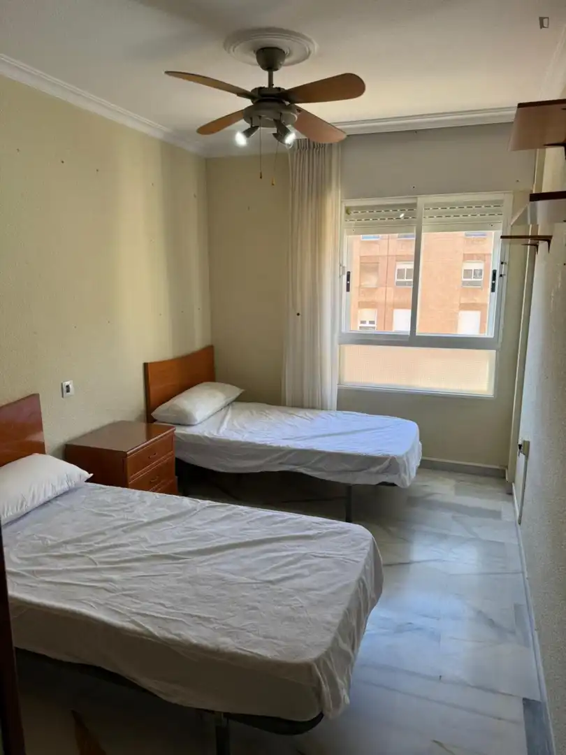 Habitación en Ciudad Jardín - Tagarete - El Zapillo