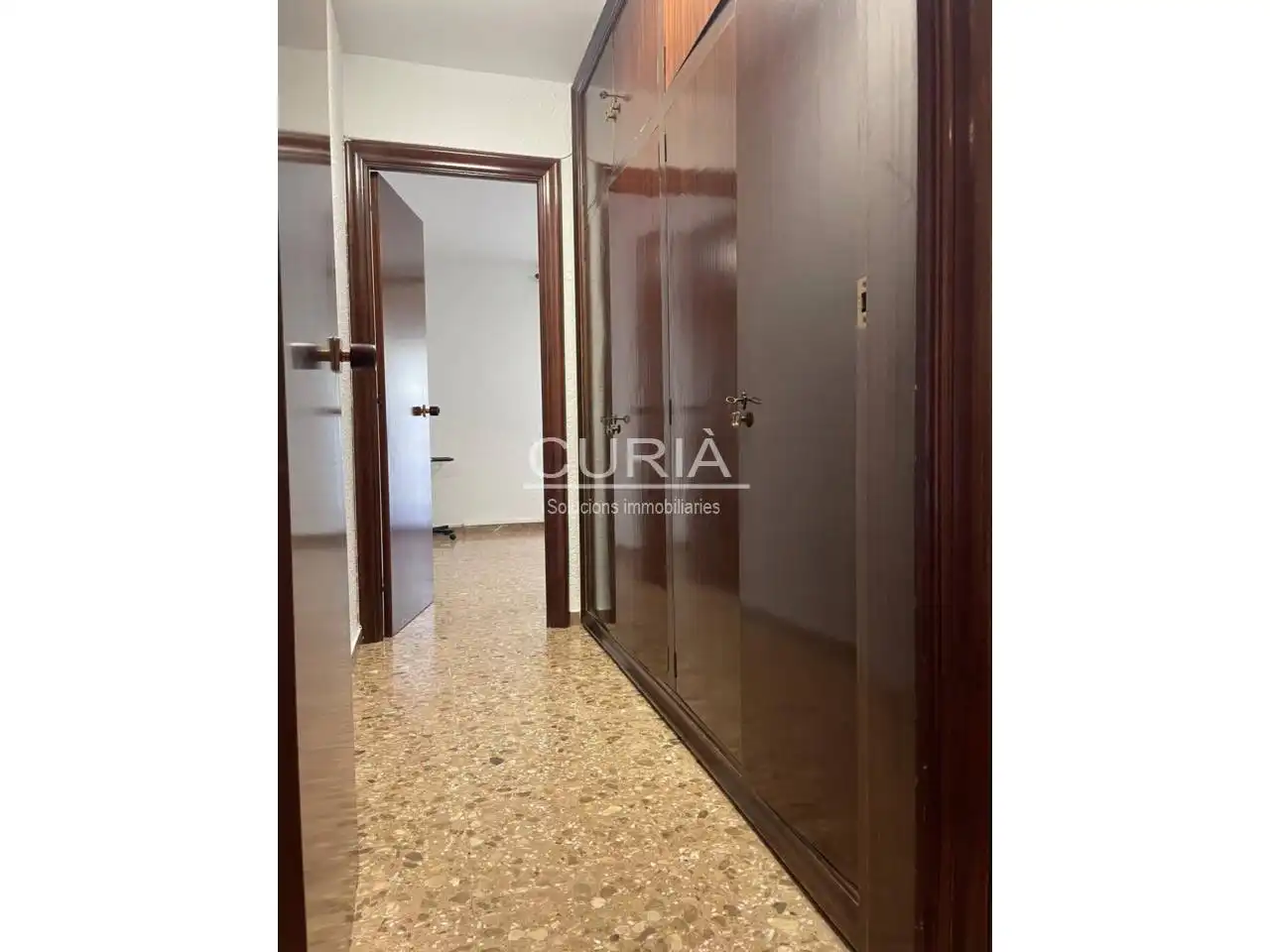 Flat for rent in Instituts - Universitat