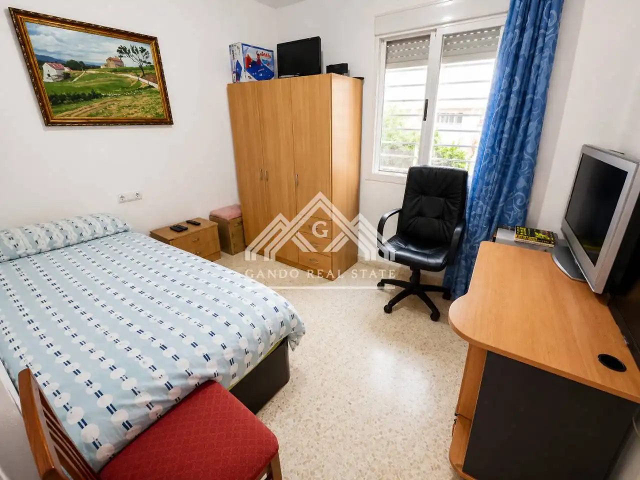 Bedroom of Flat for sale in Dos Hermanas  with Air Conditioner, Private garden and Storage room