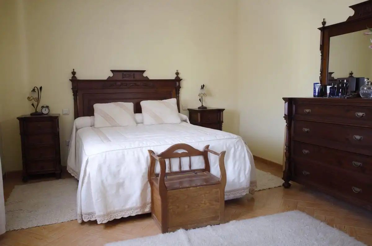 Habitación de Casa adosada en venta en Fuensalida con Calefacción, Trastero y Amueblado