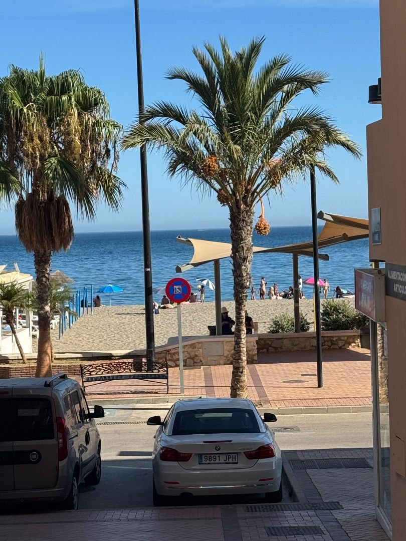Vista exterior de Estudi de lloguer en Fuengirola amb Aire condicionat, Moblat i Rentadora