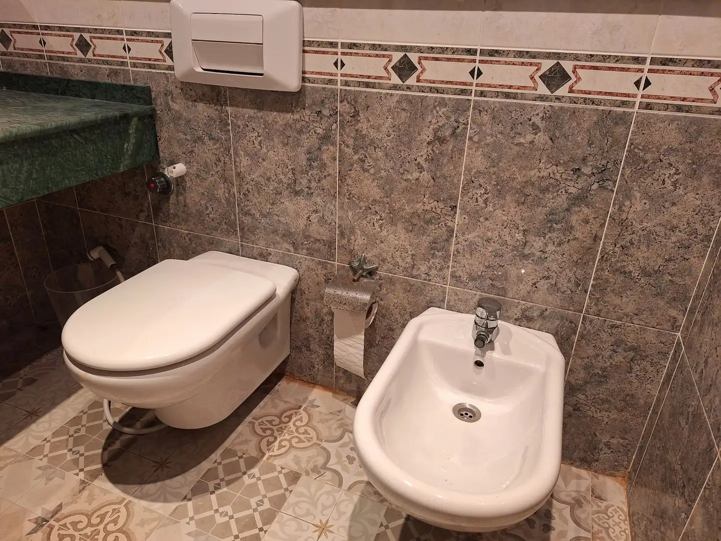 Bany de Casa o xalet en venda en Salou amb Aire condicionat, Calefacció i Jardí privat
