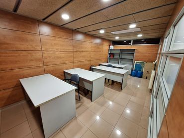 Locale commerciale in vendita a Centre - Sant Oleguer
