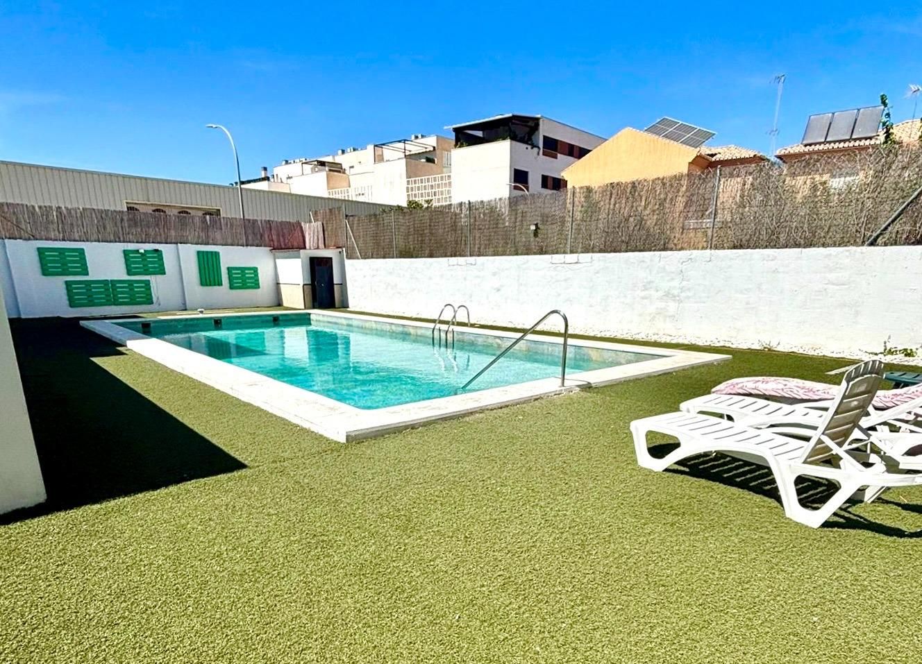 Swimming pool of House or chalet for sale in Santa Fe  with Air Conditioner, Heating and Private garden