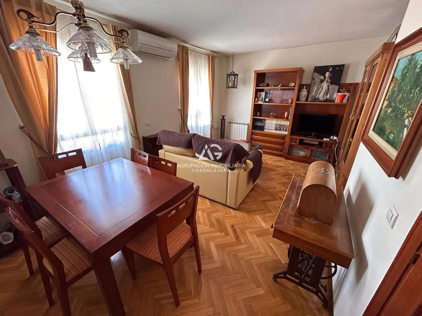 Sala d'estar de Pis en venda en Casco Histórico