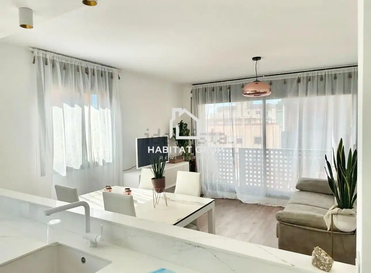 Living room of Flat for sale in Calafell  with Air Conditioner, Heating and Terrace