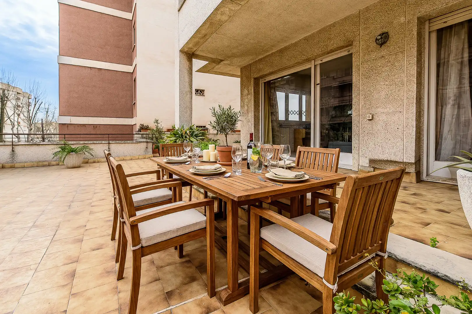 Flat with terrace for sale in Centre