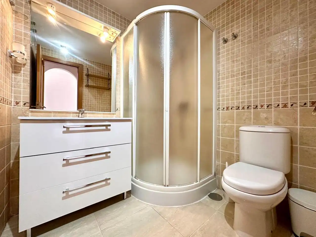 Badezimmer von Wohnung zur Miete in Adeje mit Terrasse, Möbliert und Gemeinschaftspool