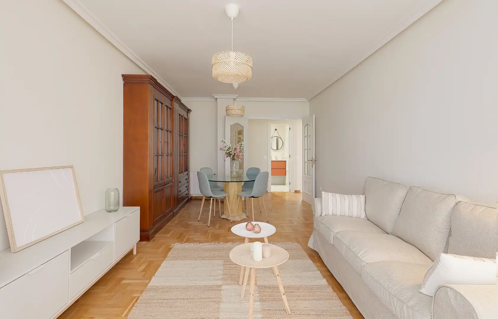 Sala de estar de Piso de alquiler en Avilés con Calefacción, Parquet y Terraza