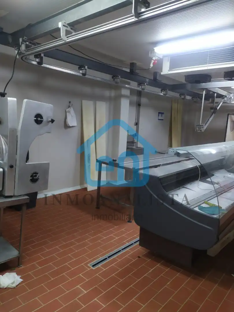 Nave industrial en venta en Utiel con Alarma