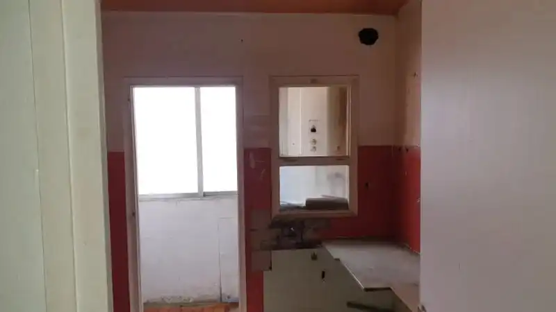 Kitchen of Flat for sale in Girona