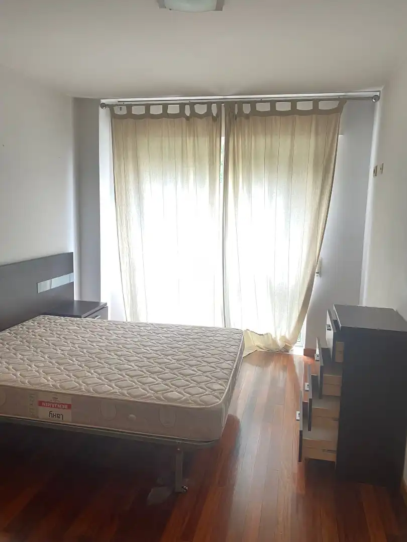 Habitación de Piso en venta en Brión con Calefacción, Parquet y Piscina