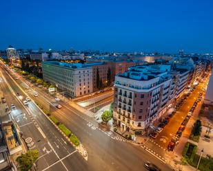 Exterior view of Attic for sale in  Madrid Capital  with Terrace, Swimming Pool and Home automation