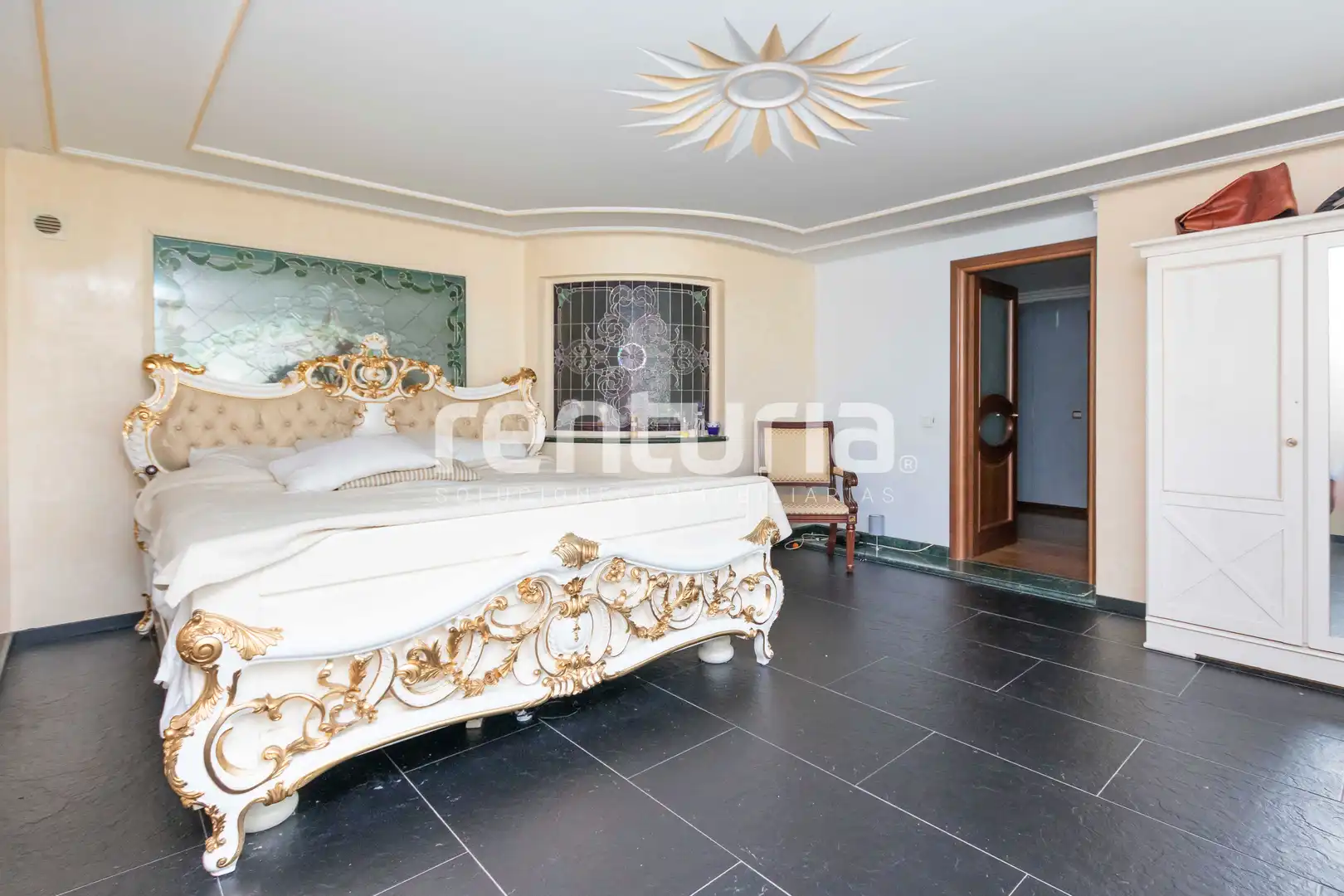 Habitación de Casa o chalet en venta en Picanya con Aire acondicionado, Jardín privado y Parquet