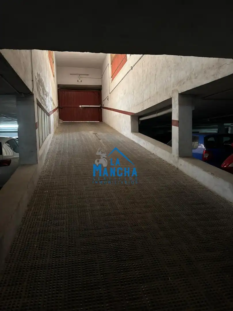 Parking of Flat for sale in Albacete  with Air Conditioner, Heating and Private garden