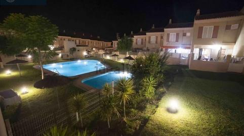 Foto 4 de Casa adosada en venda a Isla Cristina Ciudad, Isla Cristina