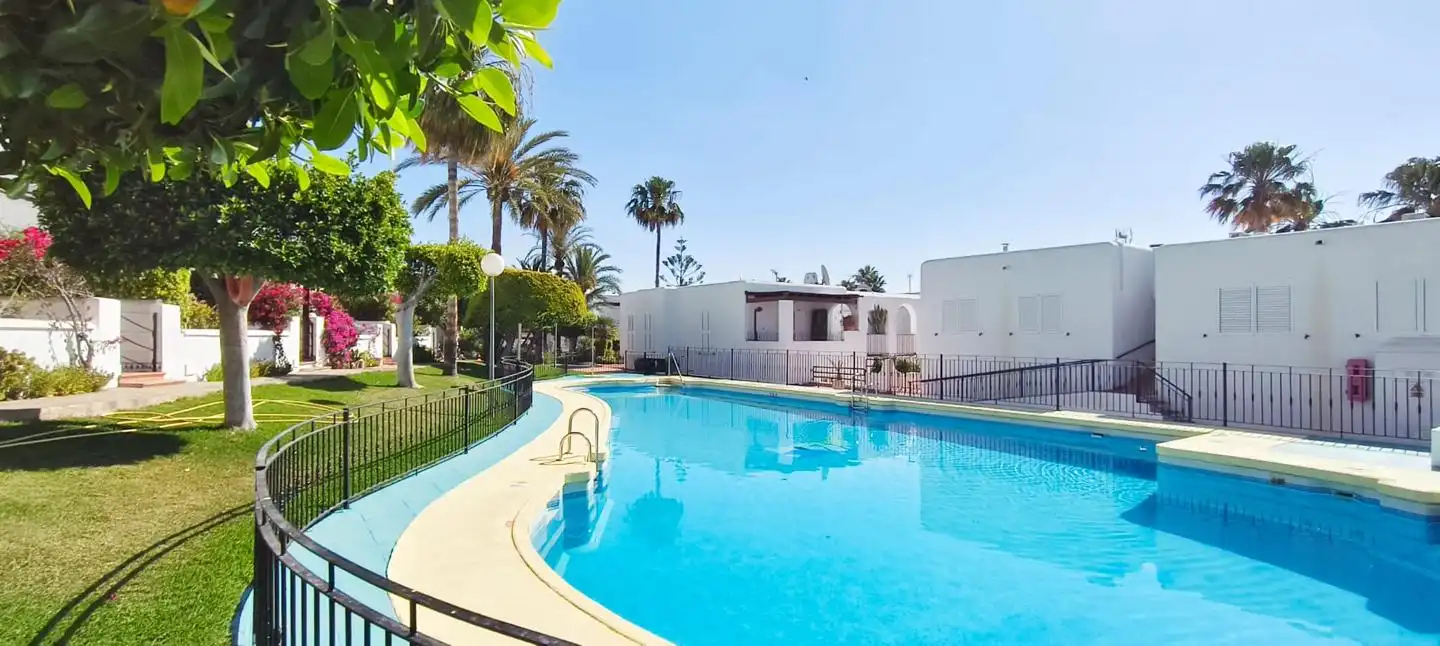 Piscina de Casa o chalet en venta en Mojácar con Terraza y Piscina comunitaria