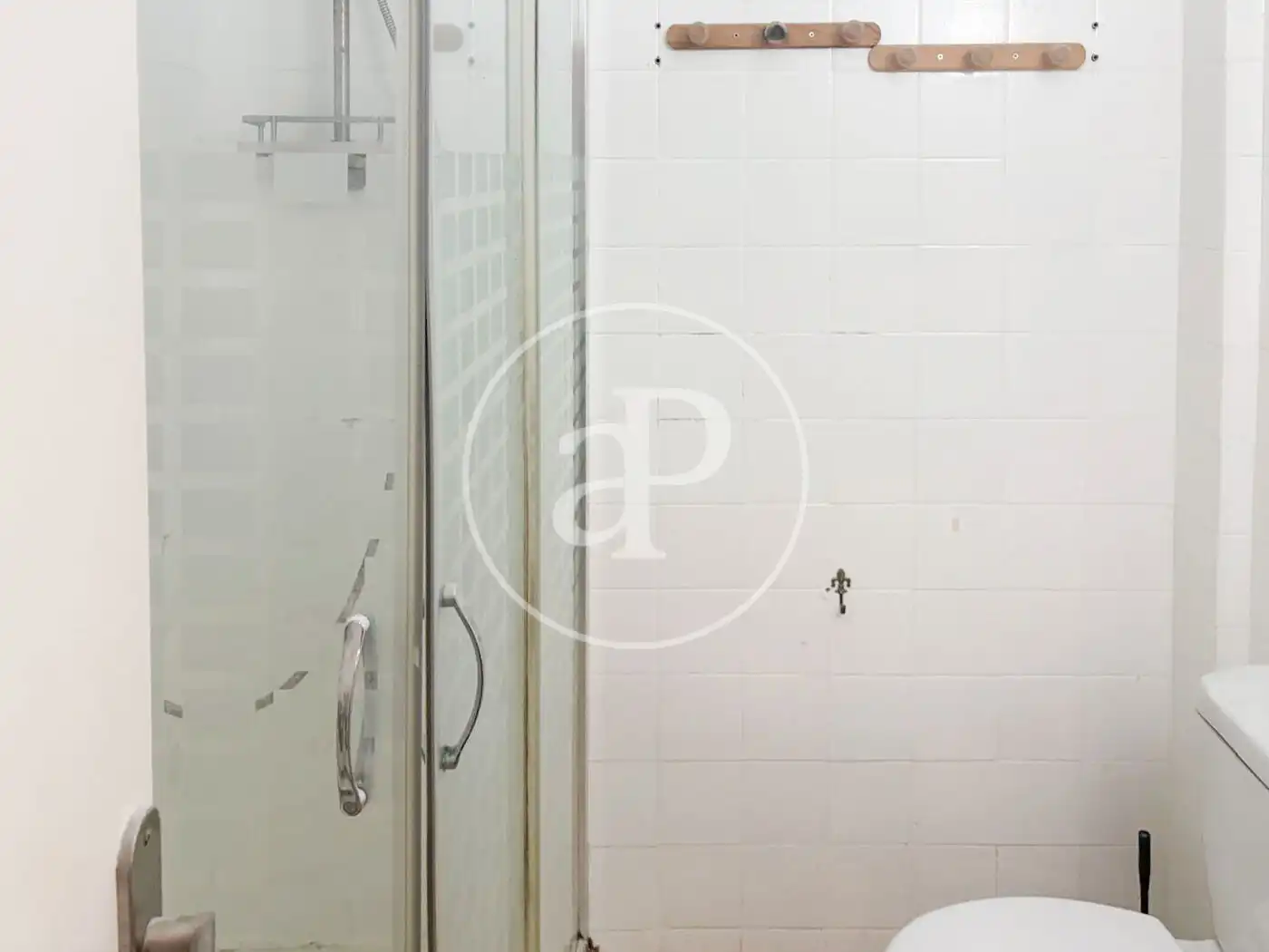 Baño de Piso en venta en Valencia con Aire acondicionado, Calefacción y Balcón