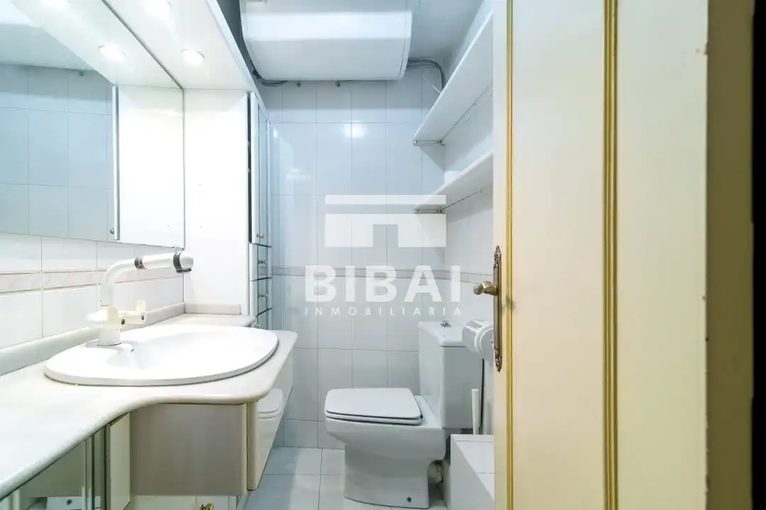 Badezimmer von Wohnung zum Verkauf in Arrasate / Mondragón mit Heizung