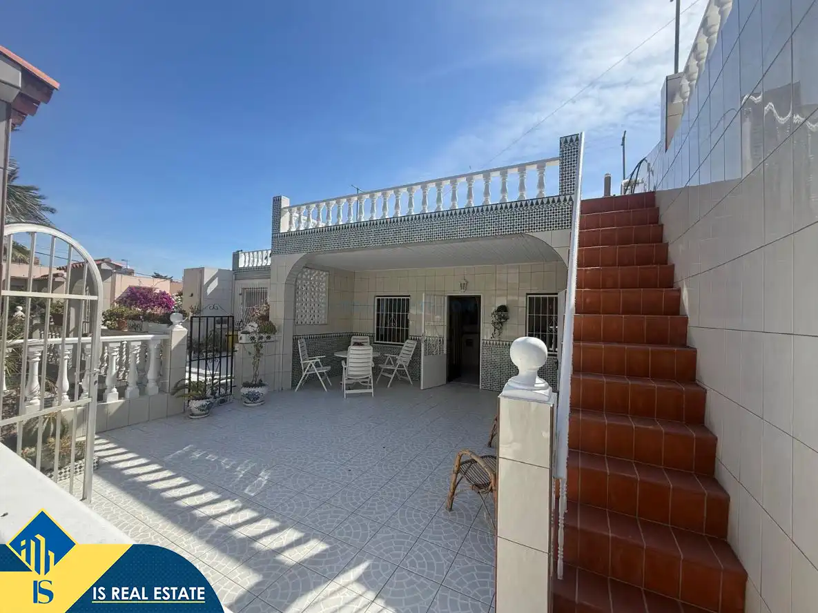 Vista exterior de Casa o chalet en venta en Torrevieja con Calefacción, Jardín privado y Terraza