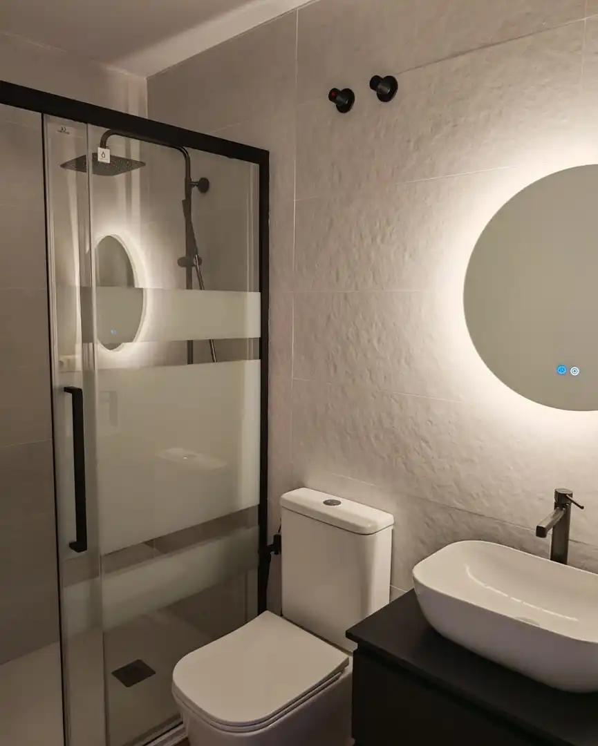 Badezimmer von Wohnung zur Miete in Alhaurín de la Torre mit Klimaanlage und Möbliert