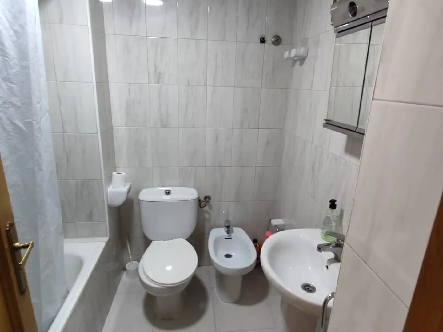 Badezimmer von Wohnung zum Verkauf in Murcia mit Klimaanlage, Heizung und Waschmaschine