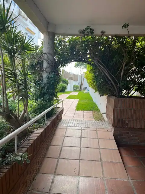 Außenansicht von Wohnung zur Miete in Málaga mit Gemeinschaftspool