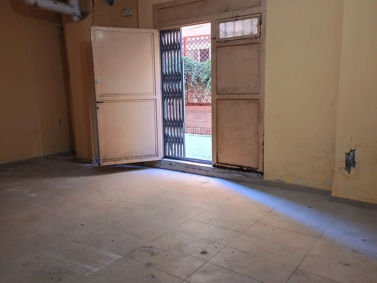 Local commercial à vendre à Carrer Joana Jugan 219, imagen 6