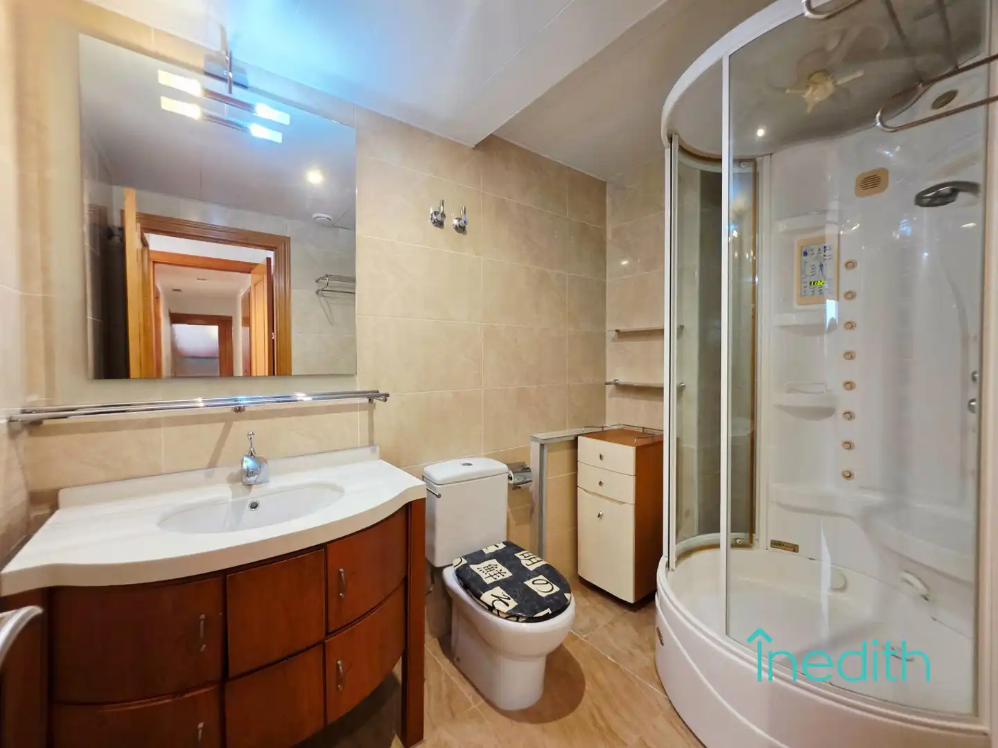 Badezimmer von Wohnung zum Verkauf in Cubelles mit Klimaanlage, Heizung und Terrasse