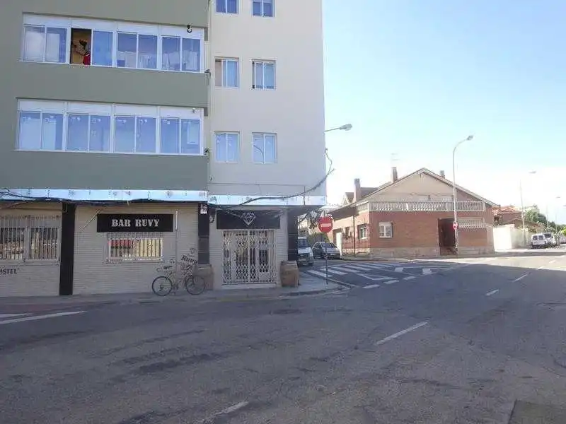 Local comercial en venda a C/ Camino Tronzaires, imagen 4