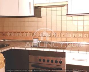 Kitchen of Flat for sale in Alcalá de Guadaira  with Air Conditioner, Parquet flooring and Balcony