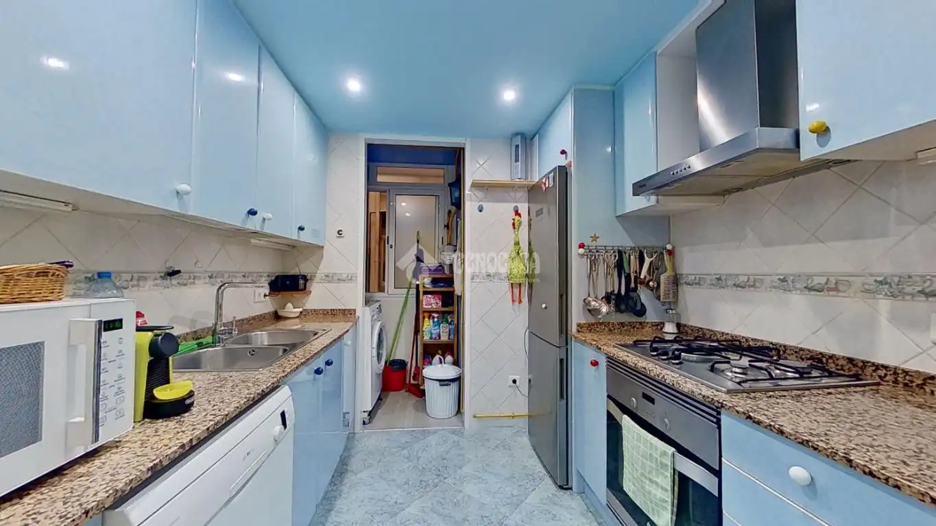 Kitchen of Flat for sale in Ripollet  with Balcony