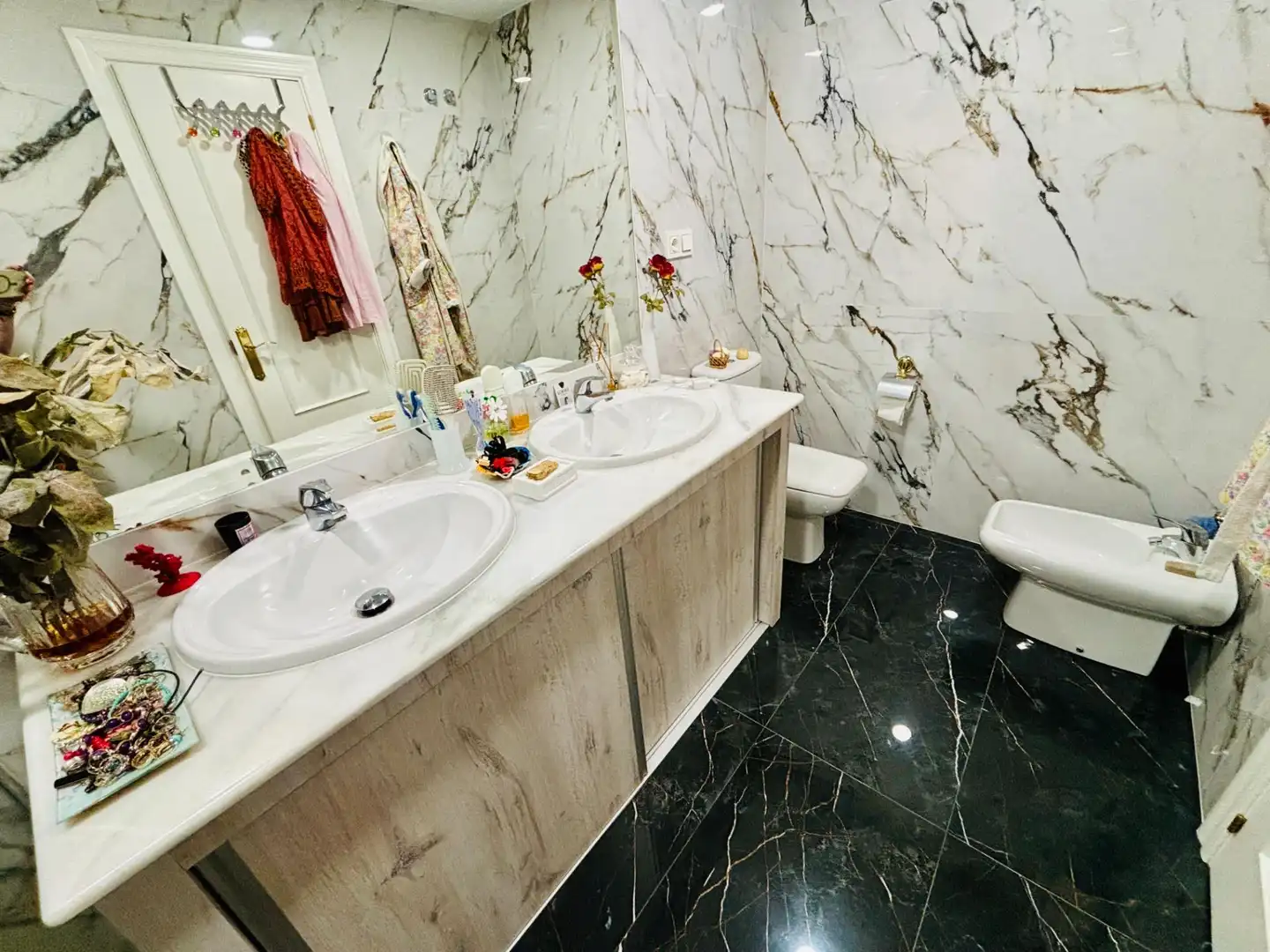 Baño de Apartamento en venta en Mijas con Aire acondicionado, Jardín privado y Terraza